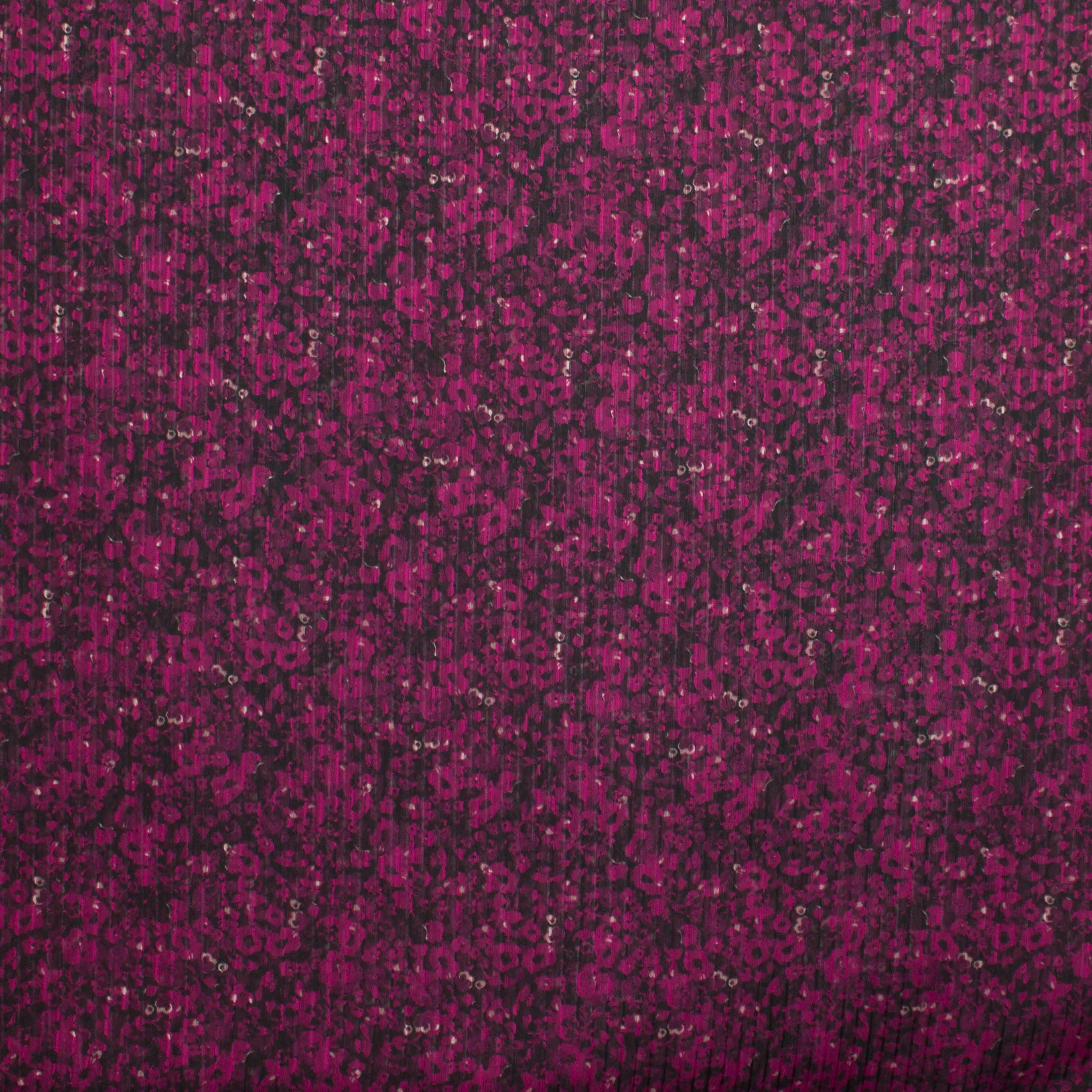 Voile zwart met fuchsia bloemen